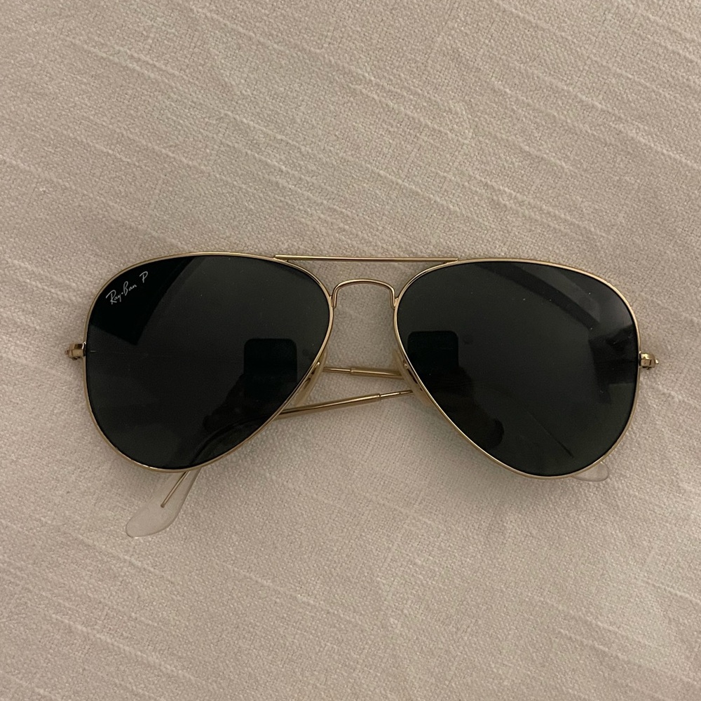 Ray-Ban Classic Gold Frame Aviator Sunglasses
